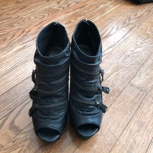 Stiletto peep toe zipper booties